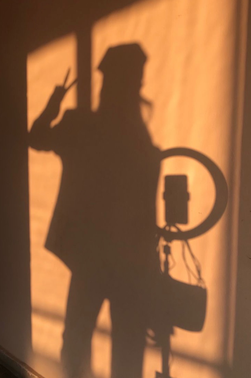 Willie Studio — Schatten mit Ringlicht und Golden Hour